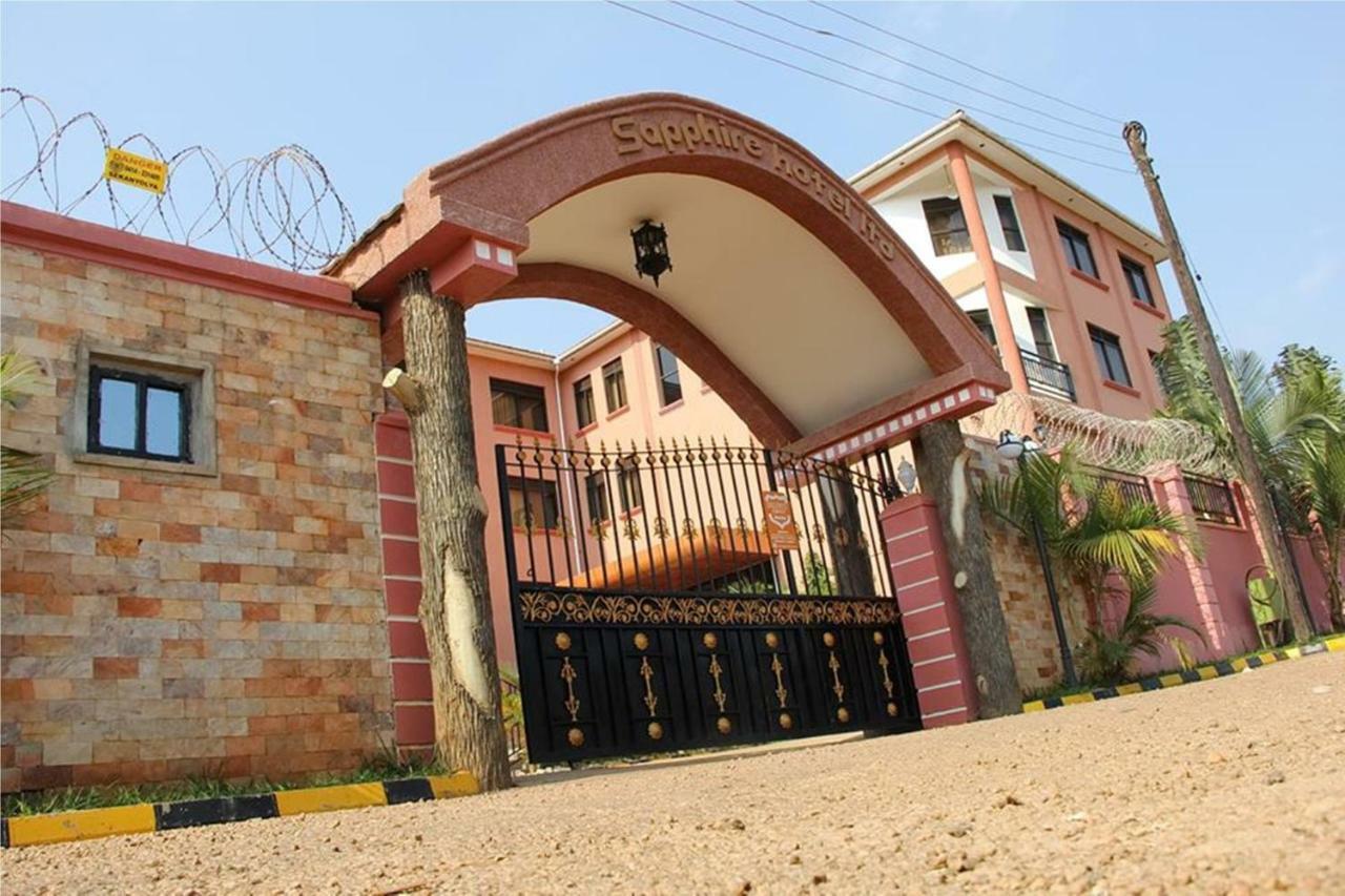 Sapphire Hotel Entebbe Kigo Kajansi Екстериор снимка